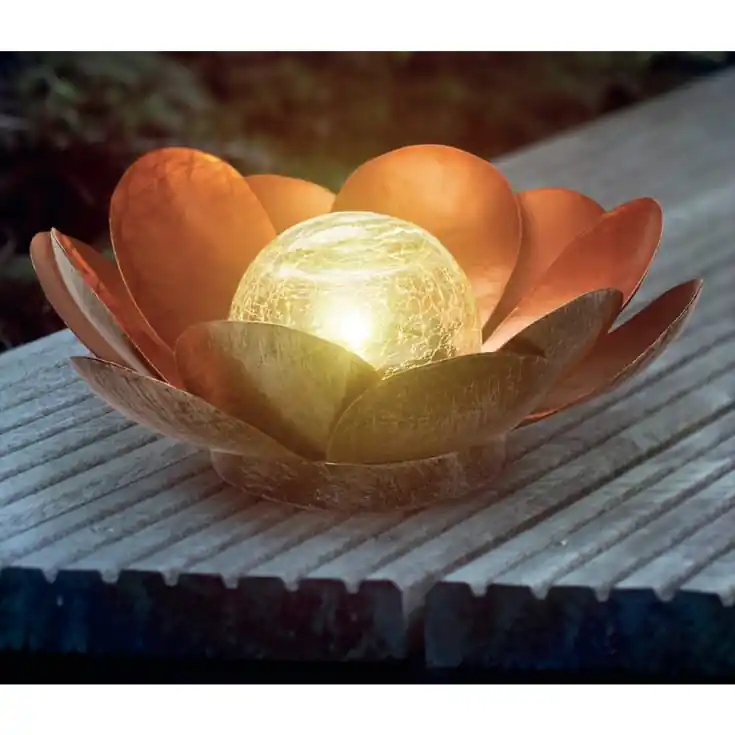 Topprodukt | Veli Line Lotus solcelle bordlampe