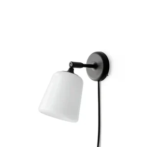Material væglampe fra New Works | Outlet