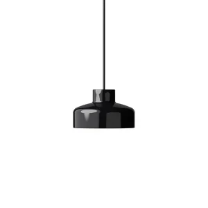 Lacquer pendant small, black fra Nine - Tilbuddet slutter snart